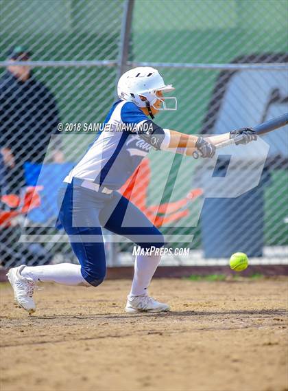 Thumbnail 1 in Crescenta Valley vs Barstow photogallery.