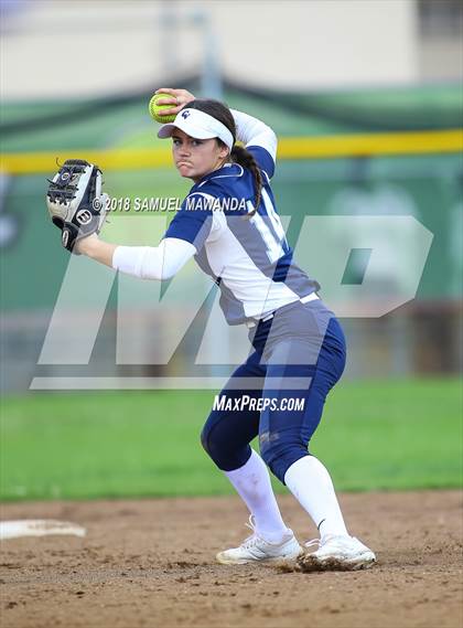 Thumbnail 1 in Crescenta Valley vs Barstow photogallery.