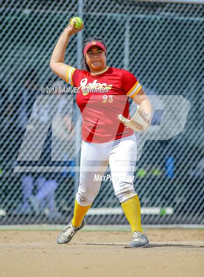 Thumbnail 3 in Crescenta Valley vs Barstow photogallery.