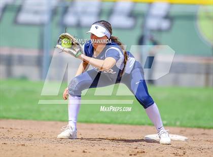 Thumbnail 1 in Crescenta Valley vs Barstow photogallery.