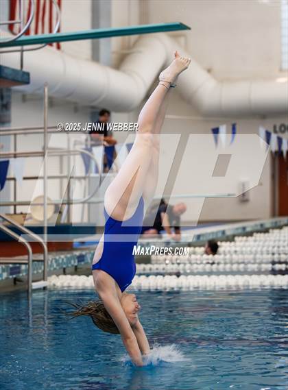 Thumbnail 2 in NIAA 4A Final (Diving) photogallery.