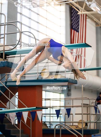 Thumbnail 2 in NIAA 4A Final (Diving) photogallery.