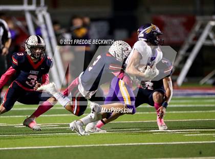 Thumbnail 2 in Sanger @ Aubrey photogallery.