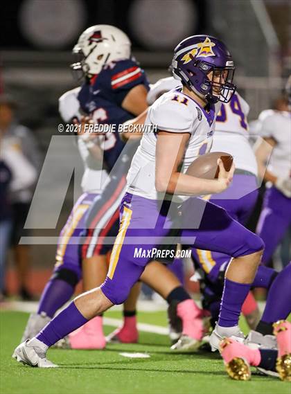 Thumbnail 3 in Sanger @ Aubrey photogallery.