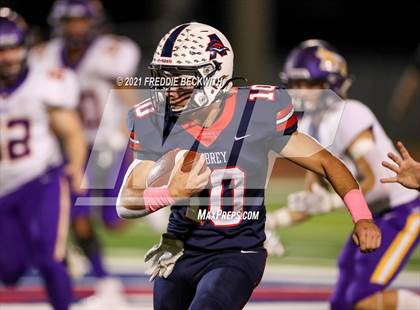 Thumbnail 3 in Sanger @ Aubrey photogallery.