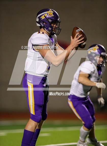 Thumbnail 2 in Sanger @ Aubrey photogallery.