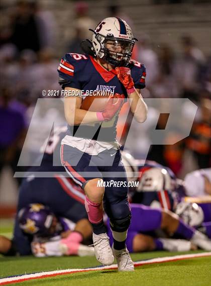 Thumbnail 1 in Sanger @ Aubrey photogallery.