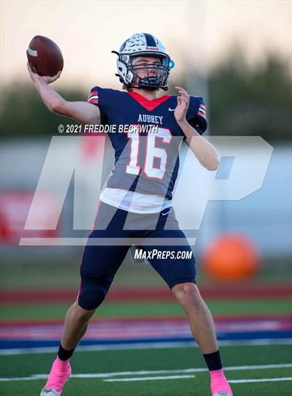 Thumbnail 2 in Sanger @ Aubrey photogallery.