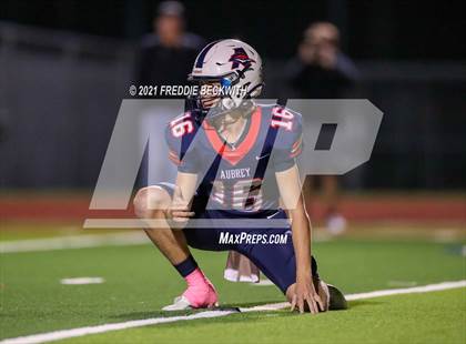 Thumbnail 3 in Sanger @ Aubrey photogallery.