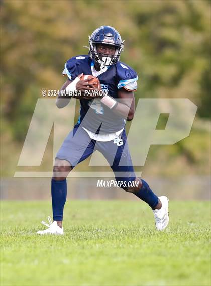 Thumbnail 3 in Bishop Grimes vs Thousand Islands photogallery.