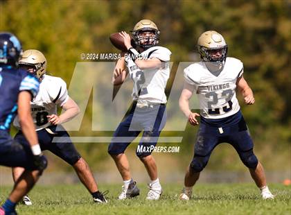 Thumbnail 1 in Bishop Grimes vs Thousand Islands photogallery.