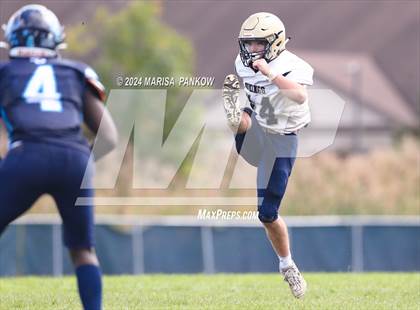 Thumbnail 2 in Bishop Grimes vs Thousand Islands photogallery.