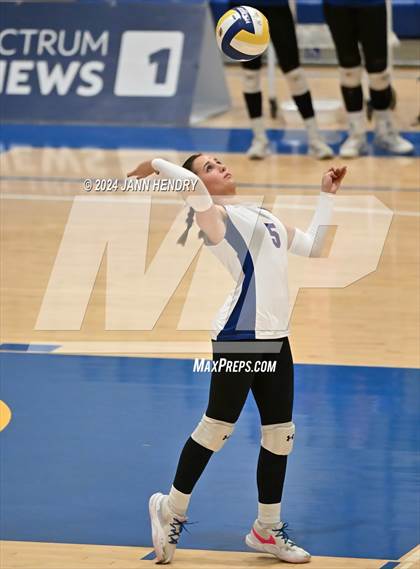 Thumbnail 2 in Immanuel vs Bell Gardens (CIF Division 5 Final) photogallery.