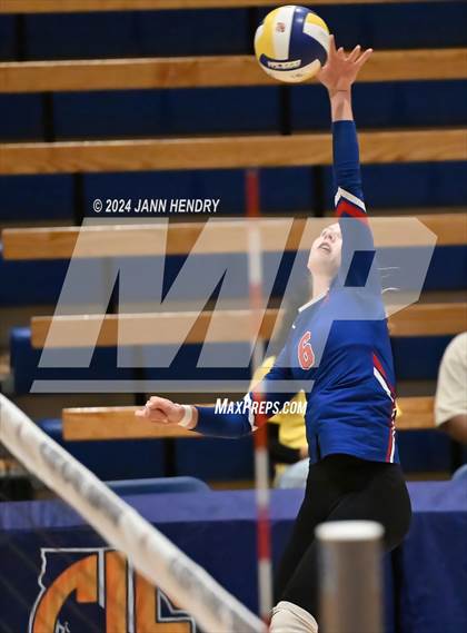 Thumbnail 3 in Immanuel vs Bell Gardens (CIF Division 5 Final) photogallery.