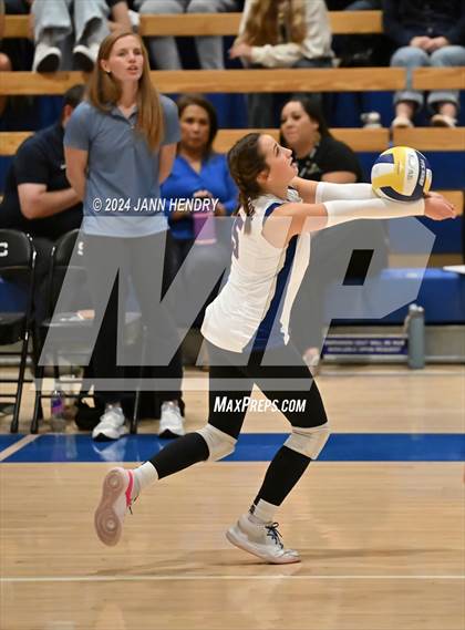 Thumbnail 2 in Immanuel vs Bell Gardens (CIF Division 5 Final) photogallery.
