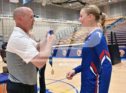 Thumbnail 2 in Immanuel vs Bell Gardens (CIF Division 5 Final) photogallery.