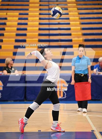 Thumbnail 3 in Immanuel vs Bell Gardens (CIF Division 5 Final) photogallery.