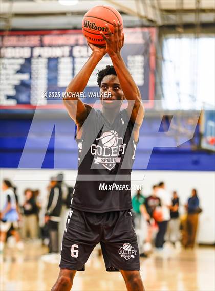 Thumbnail 1 in Long Island Lutheran Vs Kennedy (NYC Elite 32 Fall Brawl Tipoff) photogallery.