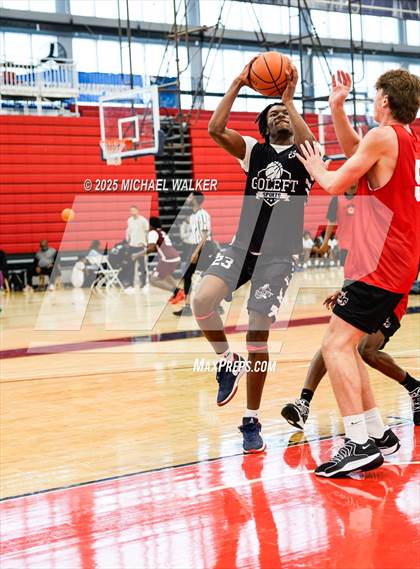 Thumbnail 3 in Long Island Lutheran Vs Kennedy (NYC Elite 32 Fall Brawl Tipoff) photogallery.