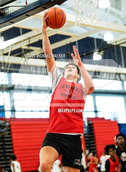 Thumbnail 2 in Long Island Lutheran Vs Kennedy (NYC Elite 32 Fall Brawl Tipoff) photogallery.