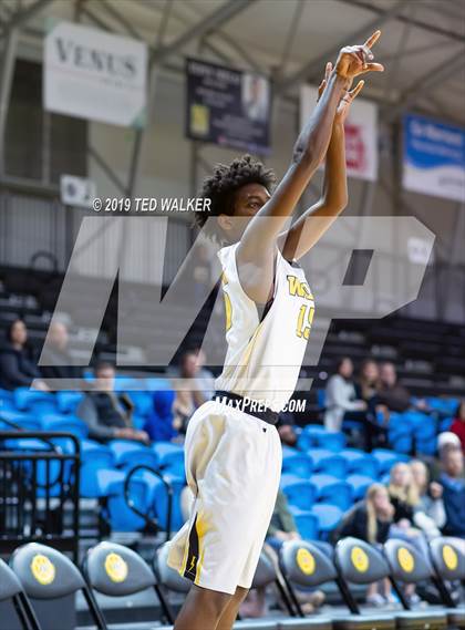 Thumbnail 3 in Mountain View vs. Wilcox (S.C. Warriors/Aptos Tournament) photogallery.