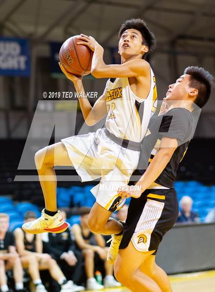 Thumbnail 3 in Mountain View vs. Wilcox (S.C. Warriors/Aptos Tournament) photogallery.