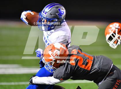 Thumbnail 2 in Pewitt vs. Elysian Fields (UIL 3A D2 Region III Semifinal) photogallery.