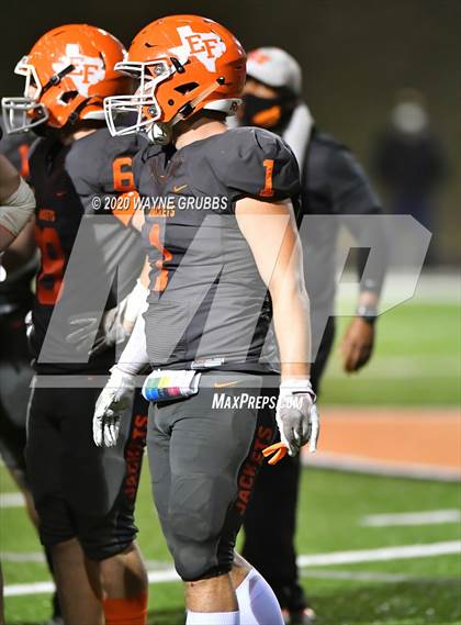 Thumbnail 1 in Pewitt vs. Elysian Fields (UIL 3A D2 Region III Semifinal) photogallery.