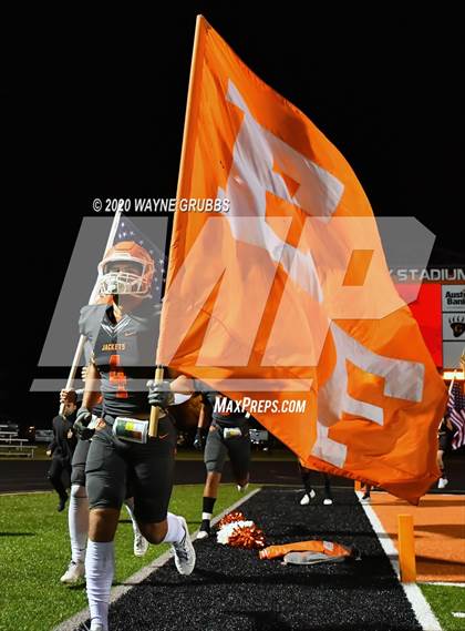 Thumbnail 3 in Pewitt vs. Elysian Fields (UIL 3A D2 Region III Semifinal) photogallery.