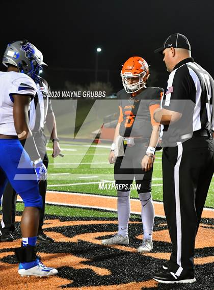 Thumbnail 2 in Pewitt vs. Elysian Fields (UIL 3A D2 Region III Semifinal) photogallery.