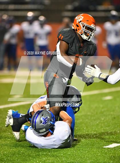 Thumbnail 1 in Pewitt vs. Elysian Fields (UIL 3A D2 Region III Semifinal) photogallery.