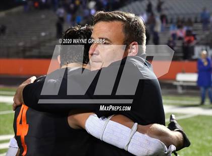 Thumbnail 2 in Pewitt vs. Elysian Fields (UIL 3A D2 Region III Semifinal) photogallery.
