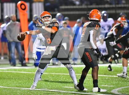 Thumbnail 2 in Pewitt vs. Elysian Fields (UIL 3A D2 Region III Semifinal) photogallery.