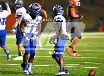 Thumbnail 1 in Pewitt vs. Elysian Fields (UIL 3A D2 Region III Semifinal) photogallery.