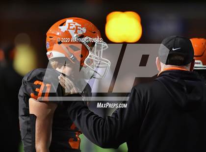 Thumbnail 1 in Pewitt vs. Elysian Fields (UIL 3A D2 Region III Semifinal) photogallery.