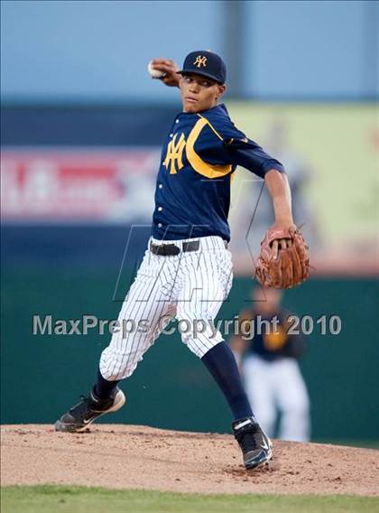 Thumbnail 1 in Yucaipa vs. Carter (County Clash) photogallery.