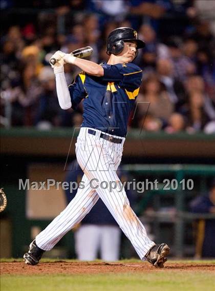 Thumbnail 2 in Yucaipa vs. Carter (County Clash) photogallery.