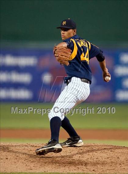 Thumbnail 3 in Yucaipa vs. Carter (County Clash) photogallery.