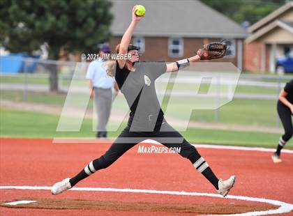Thumbnail 2 in Broken Bow @ Checotah photogallery.