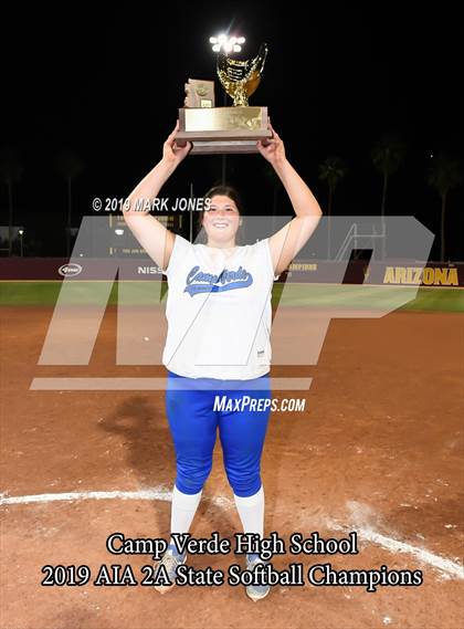 Thumbnail 3 in Benson vs. Camp Verde (AIA 2A Final - Awards) photogallery.