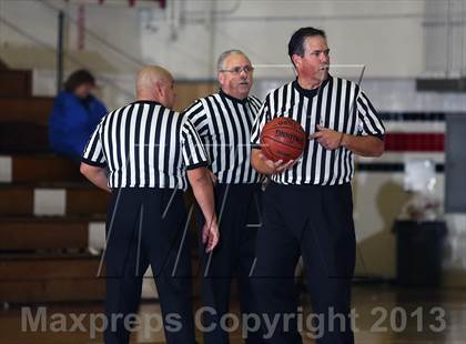 Thumbnail 2 in Eagle Rock vs. Duarte "GHS 2012 Holiday Tournament" photogallery.