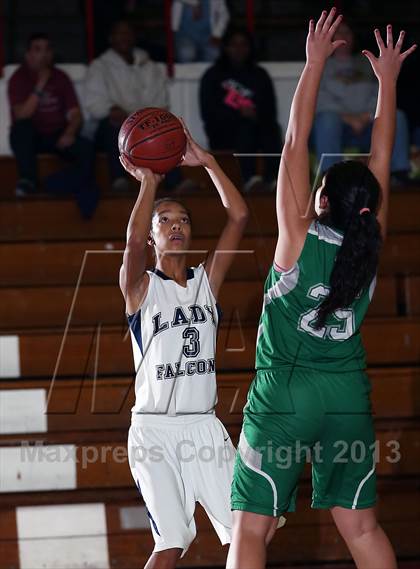 Thumbnail 2 in Eagle Rock vs. Duarte "GHS 2012 Holiday Tournament" photogallery.