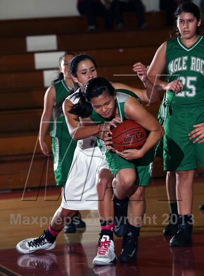 Thumbnail 3 in Eagle Rock vs. Duarte "GHS 2012 Holiday Tournament" photogallery.