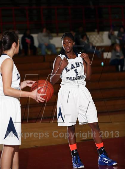 Thumbnail 1 in Eagle Rock vs. Duarte "GHS 2012 Holiday Tournament" photogallery.