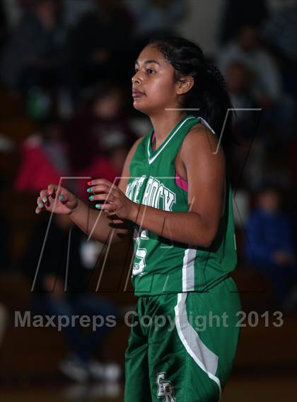 Thumbnail 1 in Eagle Rock vs. Duarte "GHS 2012 Holiday Tournament" photogallery.
