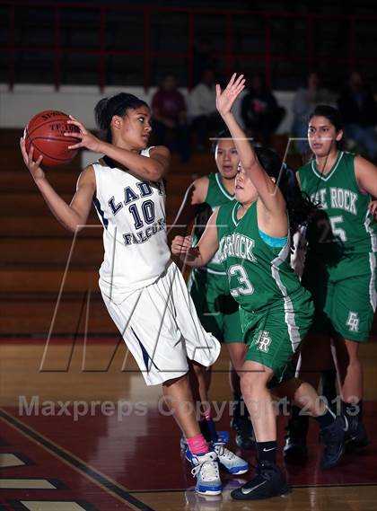 Thumbnail 1 in Eagle Rock vs. Duarte "GHS 2012 Holiday Tournament" photogallery.