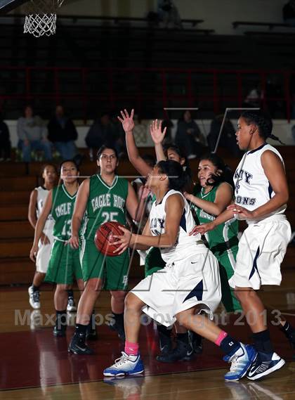 Thumbnail 2 in Eagle Rock vs. Duarte "GHS 2012 Holiday Tournament" photogallery.