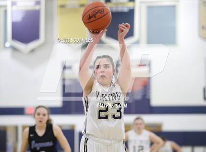 Thumbnail 1 in Hilliard Bradley vs Teays Valley (OHSAA D1 Sectional) photogallery.