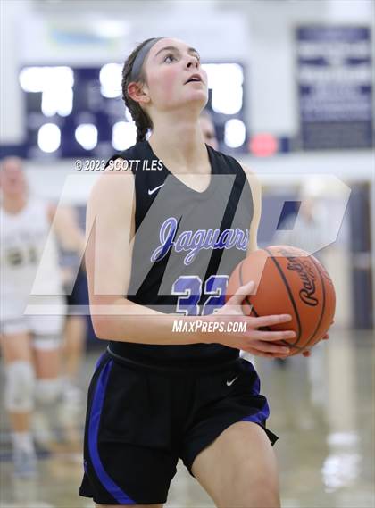 Thumbnail 1 in Hilliard Bradley vs Teays Valley (OHSAA D1 Sectional) photogallery.