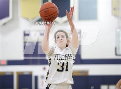 Thumbnail 3 in Hilliard Bradley vs Teays Valley (OHSAA D1 Sectional) photogallery.